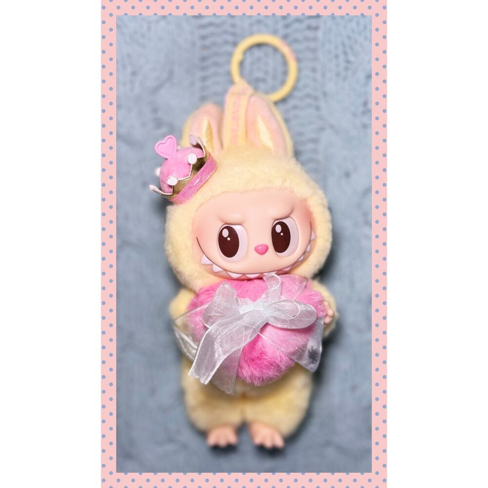 POP MART Labubu Let's Checkmate Queen Vinyl Plush Pendant Bag Charm Keychain